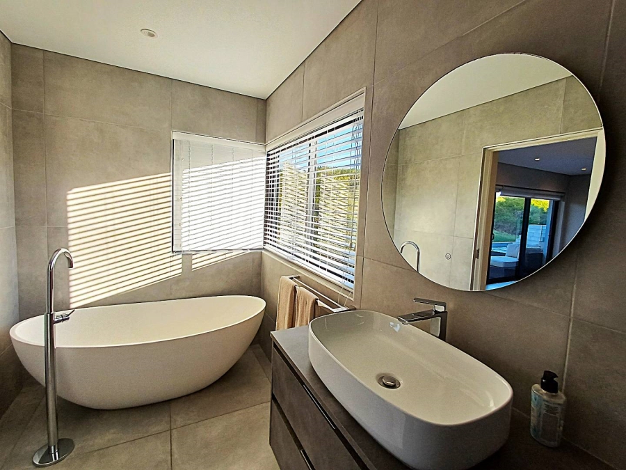 4 Bedroom Property for Sale in Dana Bay Western Cape